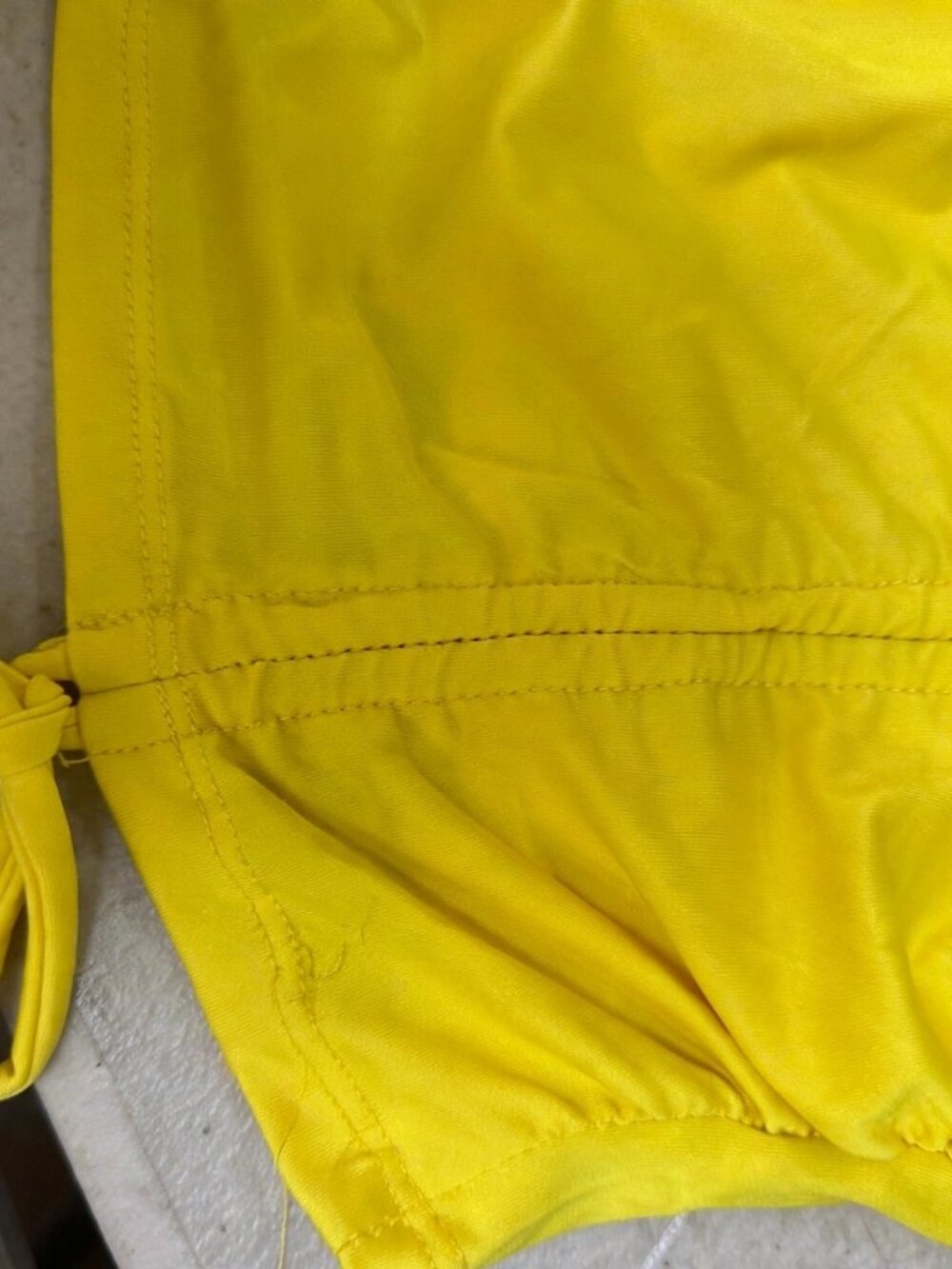 Heart & Hips Yellow Ruched Drawstring Top Short Sleeve Size L - Picture 5 of 5